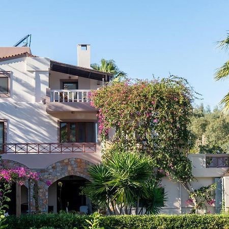 Modern Villas With Gardens And Stunning Views Ligaria  Exterior photo
